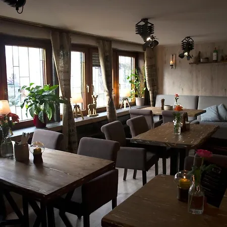 Restaurant Tomahawk Байрсброн