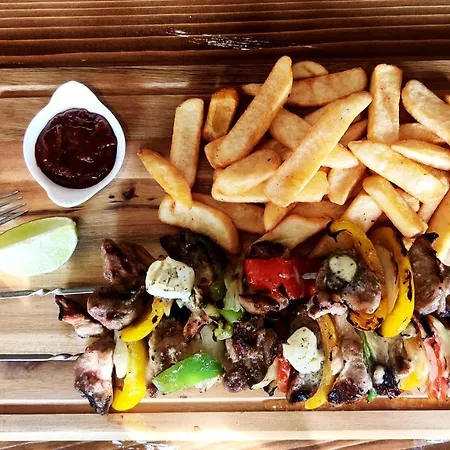 Restaurant Tomahawk Отель