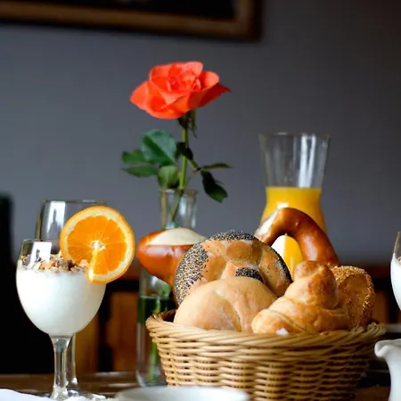 Отель Restaurant Tomahawk Байрсброн